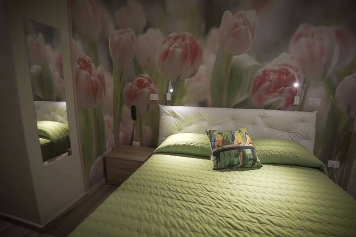 Room 13 of 35