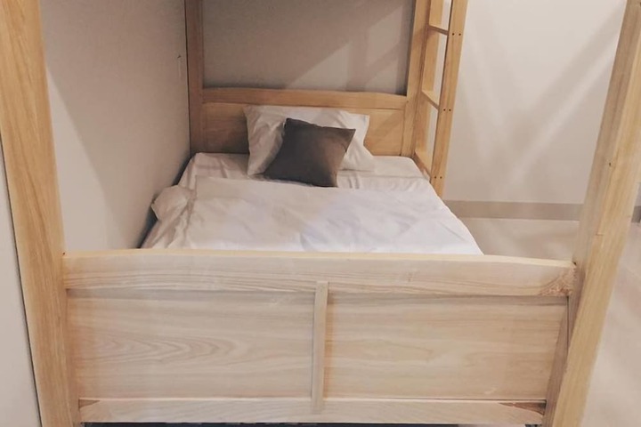 Room 17 of 35