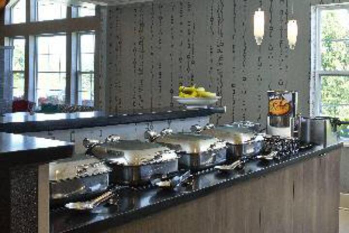 Breakfast/Coffee Service 5 of 45