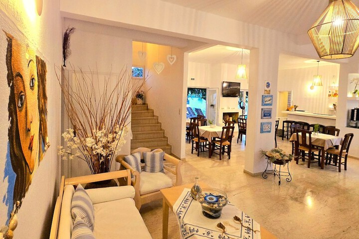 Hotel Interior 3 of 124