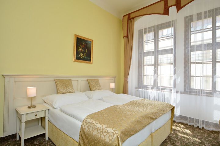 Room 14 of 81