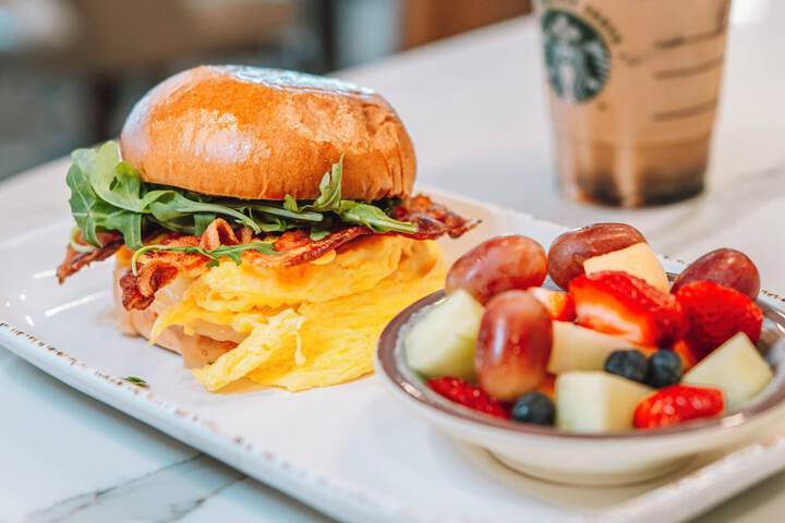 Breakfast meal