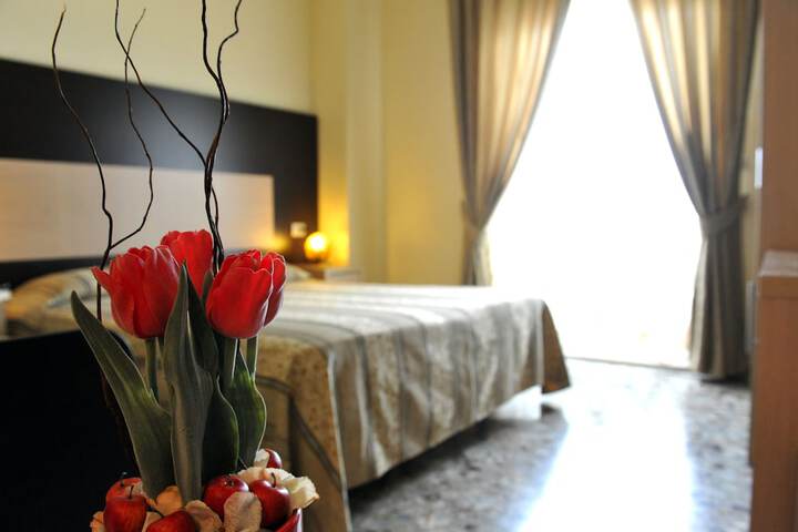 Room 8 of 52