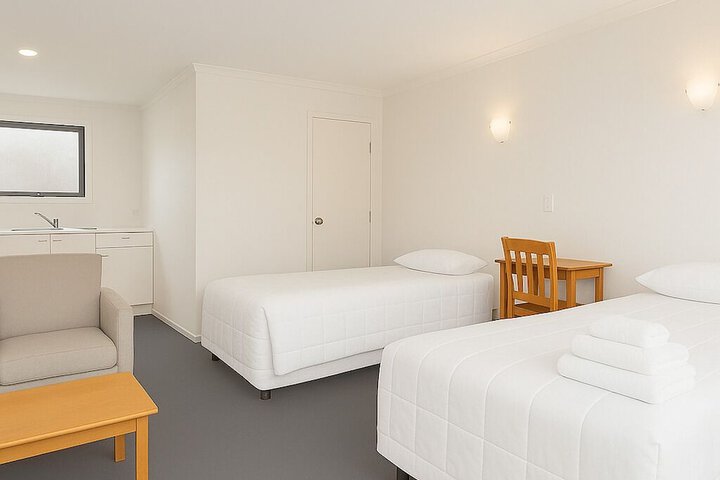 Room 8 of 21