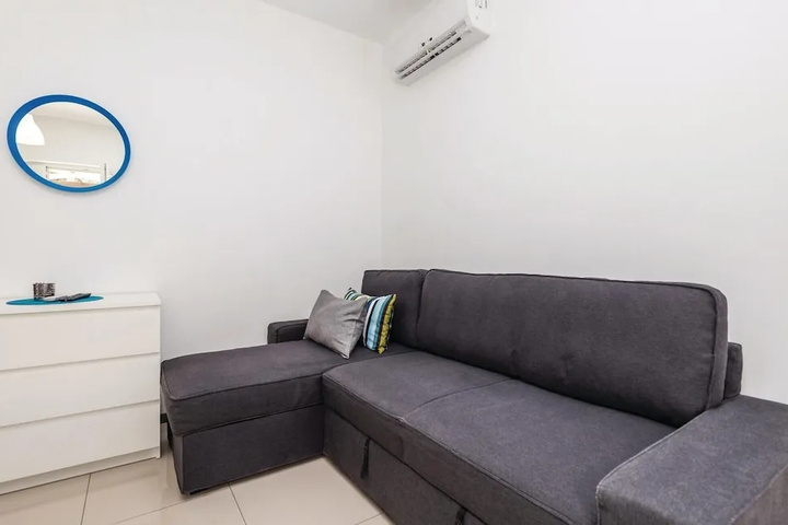 Room 2 of 16