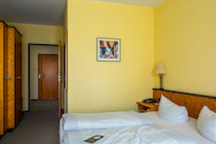 Room 35 of 56