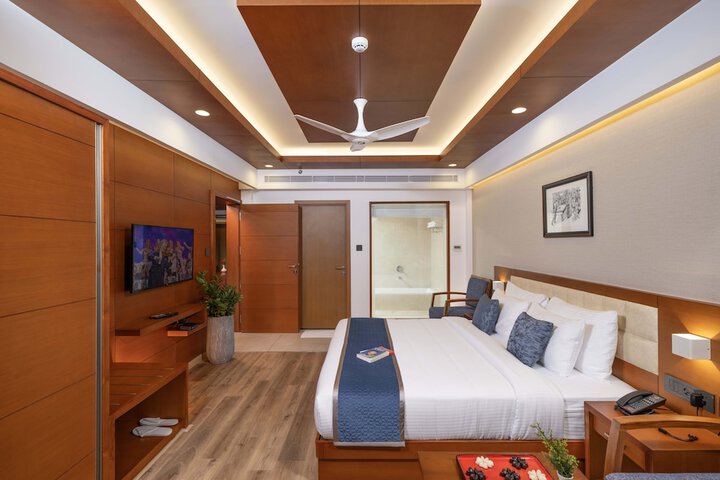 Room 14 of 114