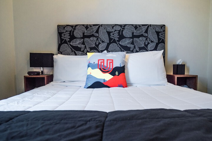 Room 10 of 71
