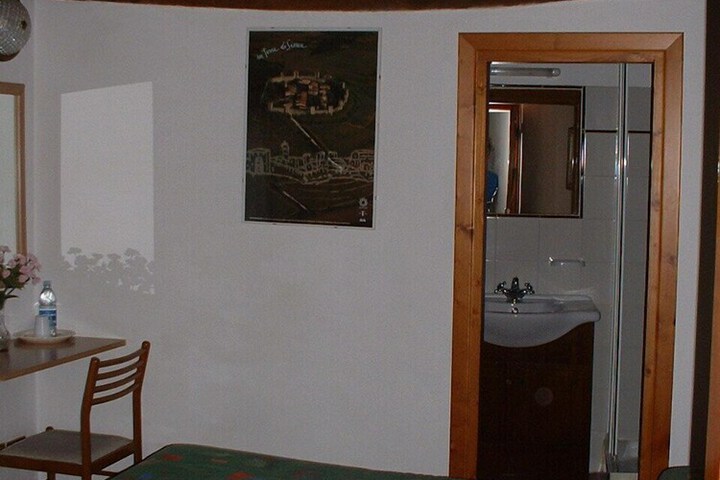 Room 9 of 53