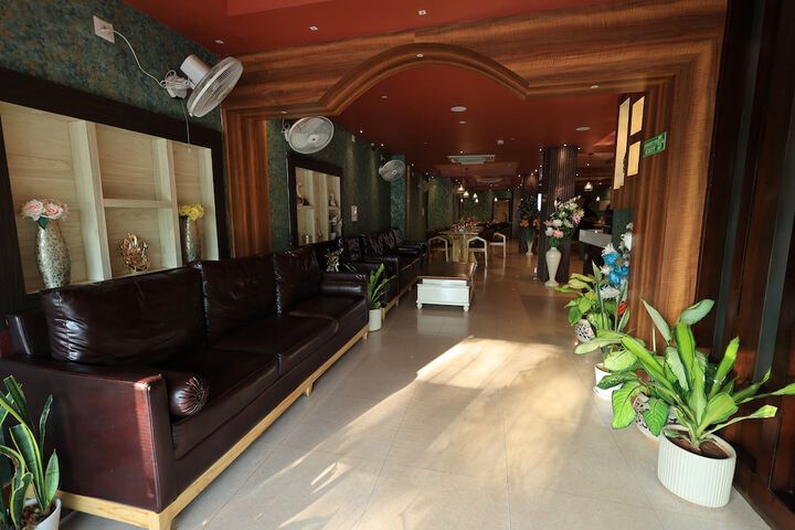 Hotel 2 of 44