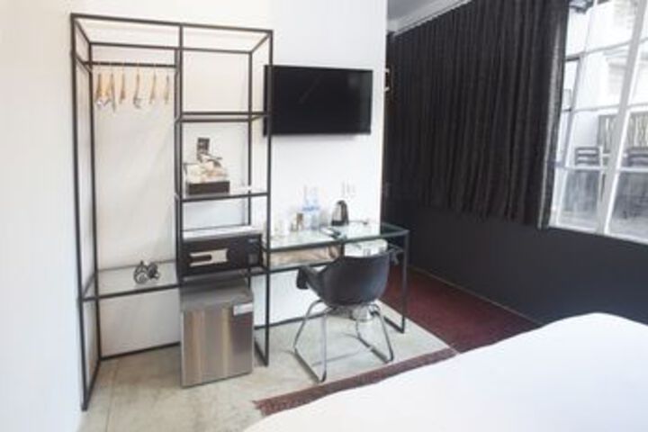 Room 57 of 89