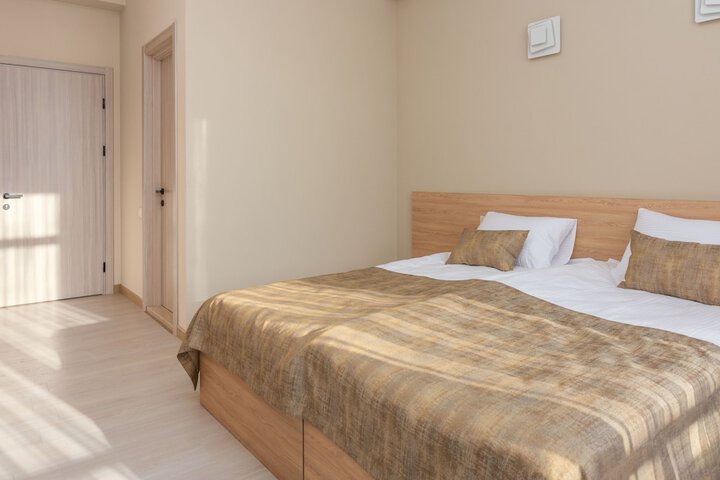 Room 7 of 35