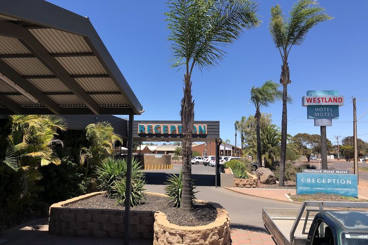 Image of Westland Hotel Motel