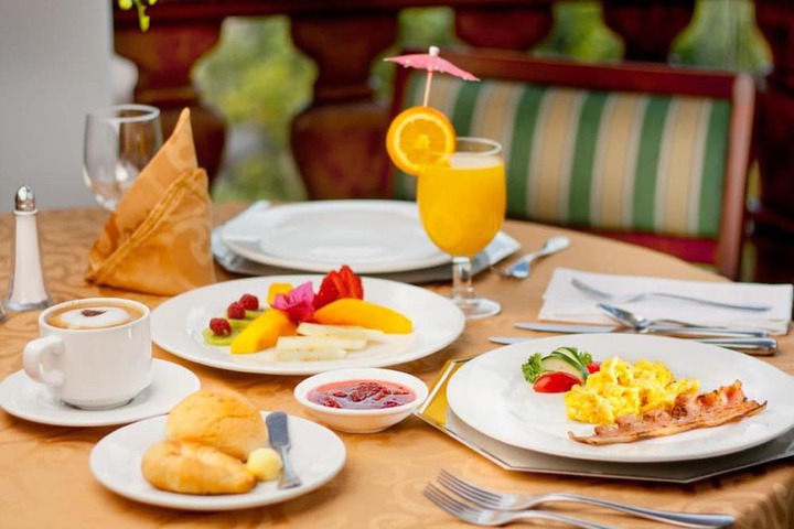 Breakfast/Coffee Service 51 of 62
