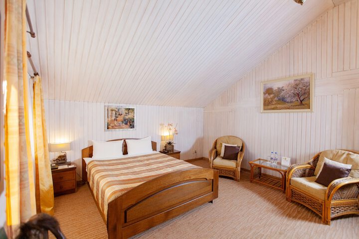 Room 15 of 67