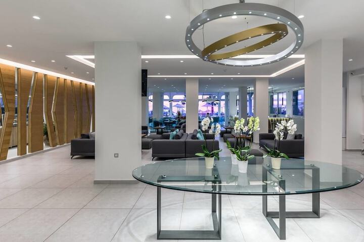 Lobby Photos