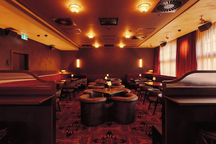 Lounge 59 of 75