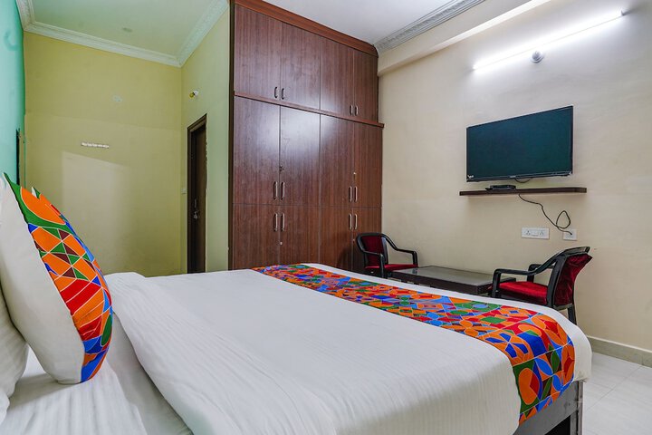 Room 19 of 27