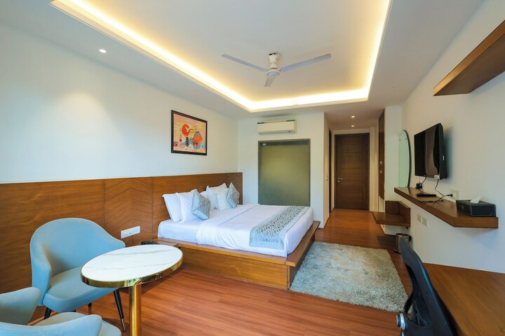Room 16 of 56