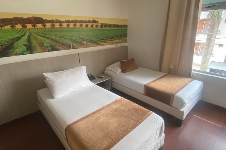 Room 15 of 43