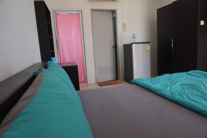 Room 25 of 25