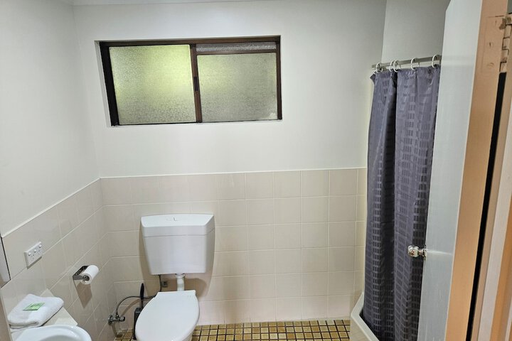 Room 83 of 116