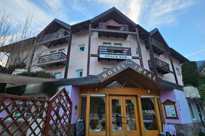 Hotel Ideal