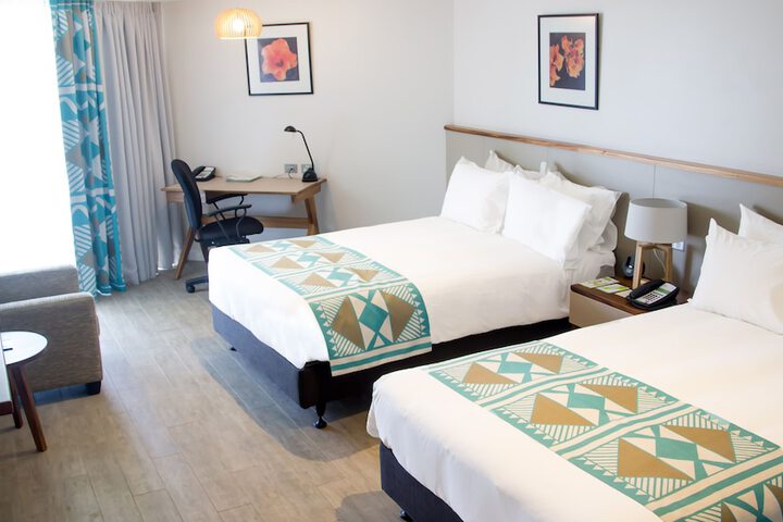 Room 3 of 106