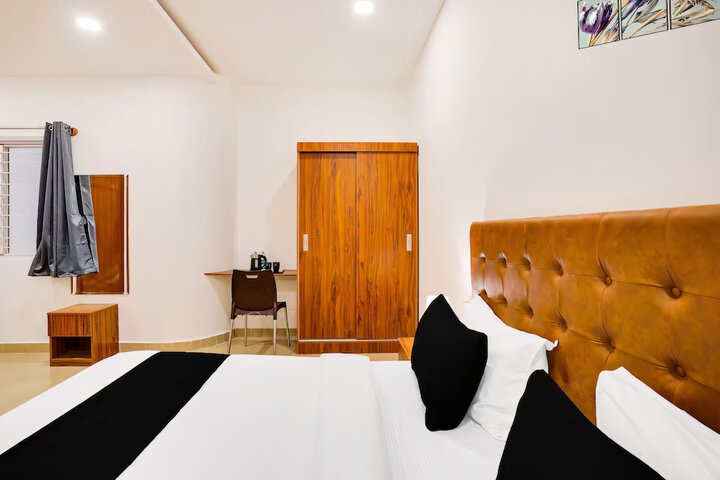 Room 15 of 22