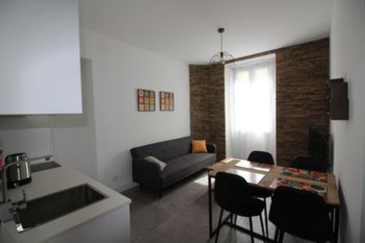 Nice Booking - Le Sixty