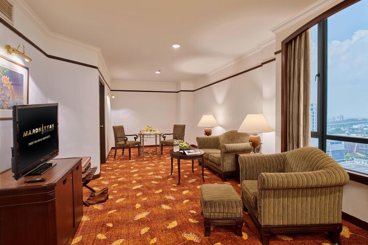 Room 17 of 53