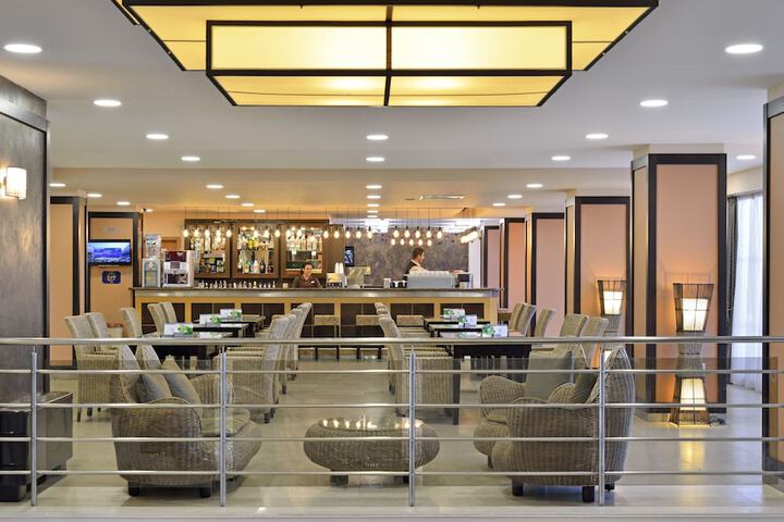 Hotel Interior 4 of 62