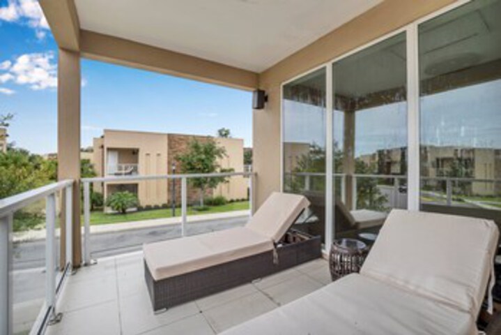 Terrace/Patio 5 of 47