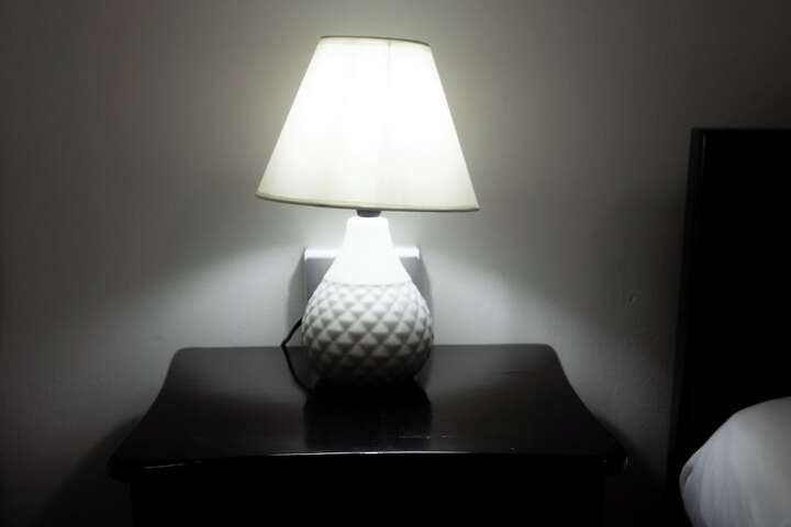 Room 28 of 65