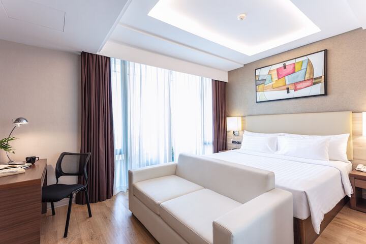 Room 16 of 78