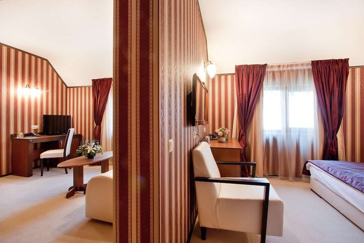 Room 20 of 51
