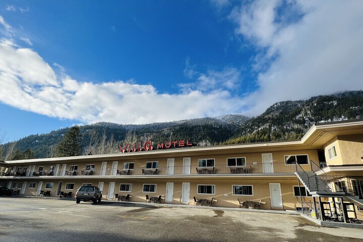 Hotel 136 of 151