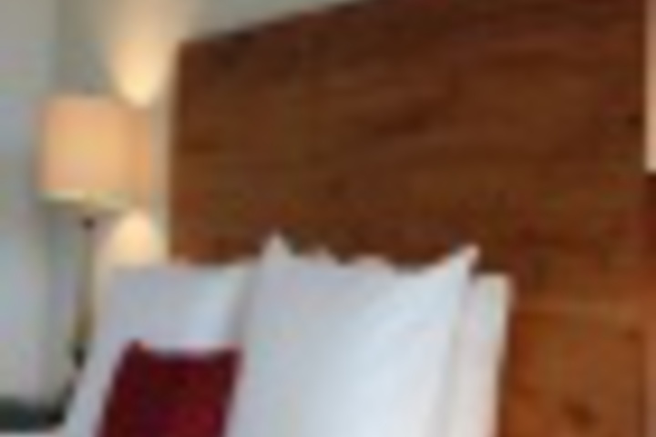 Room 159 of 204