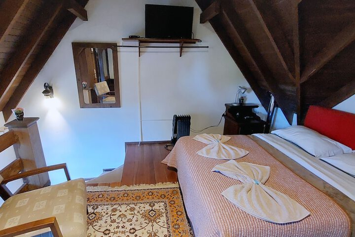 Room 18 of 75