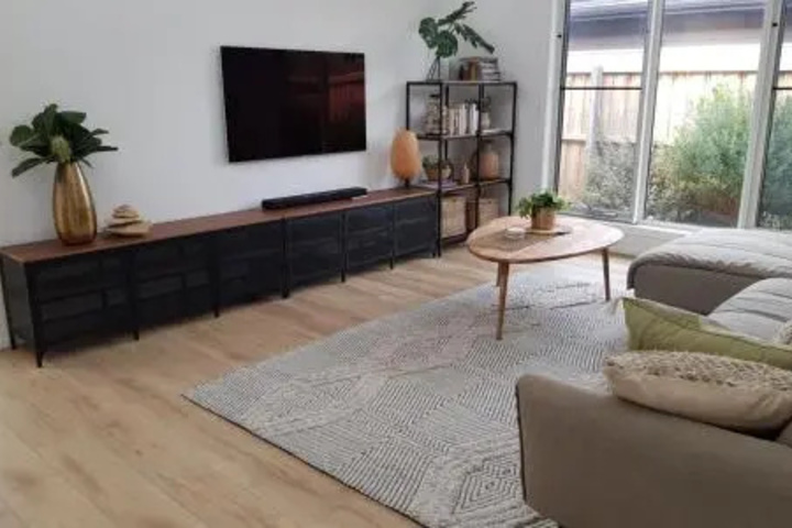 Room 2 of 14