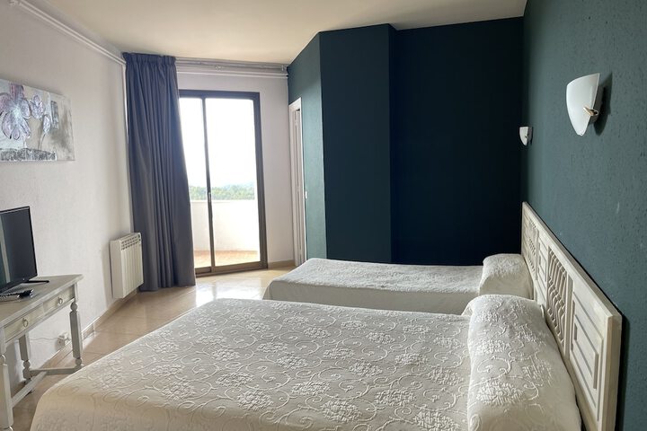 Room 15 of 31
