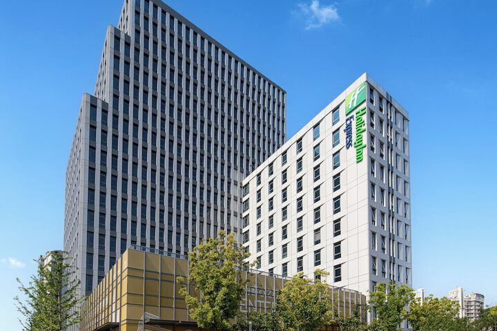 Holiday Inn Express Shanghai Changfeng Park by IHG