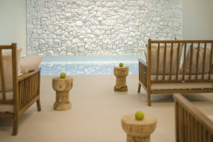 Pool 37 of 59