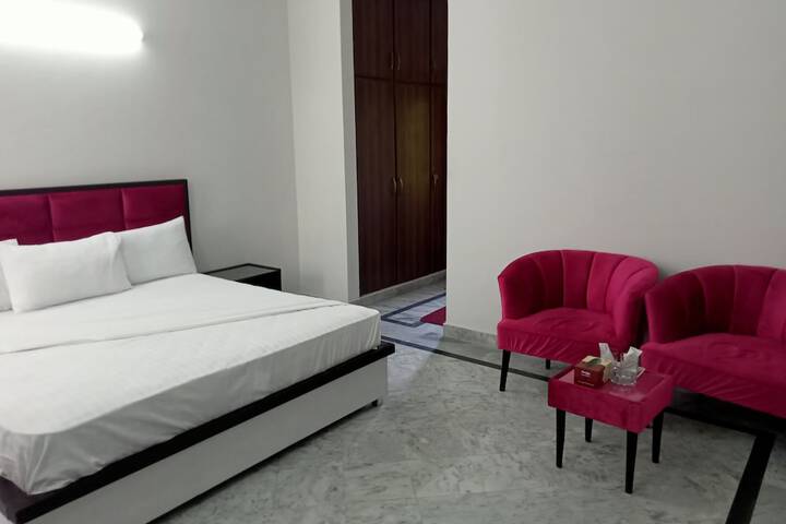 Room 3 of 14