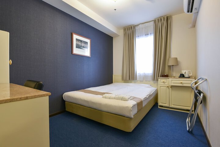 Room 25 of 67