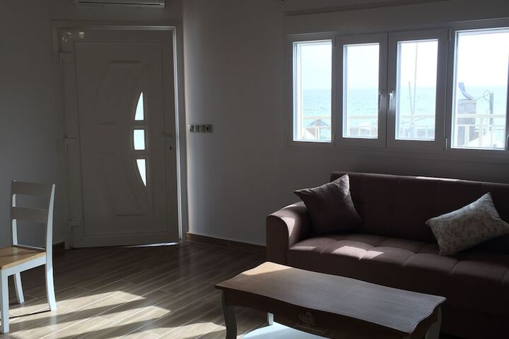 Room 48 of 103