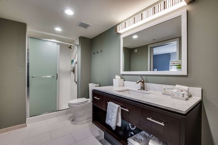 Bathroom shower