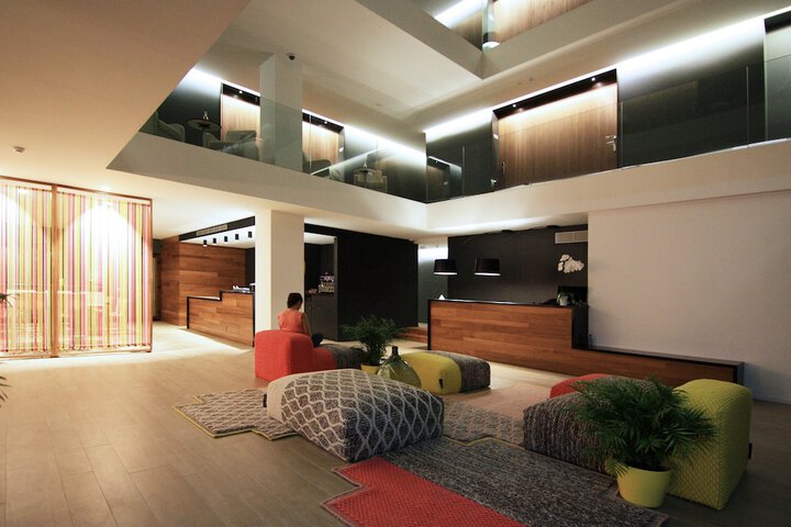 Hotel Interior 4 of 31