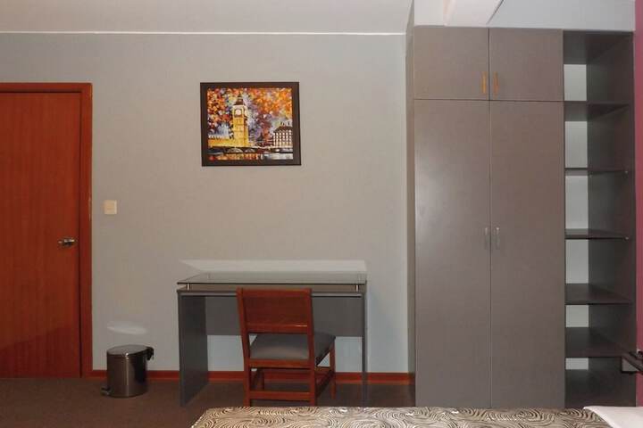 Room 12 of 47