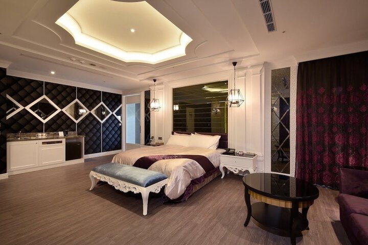Room 20 of 113